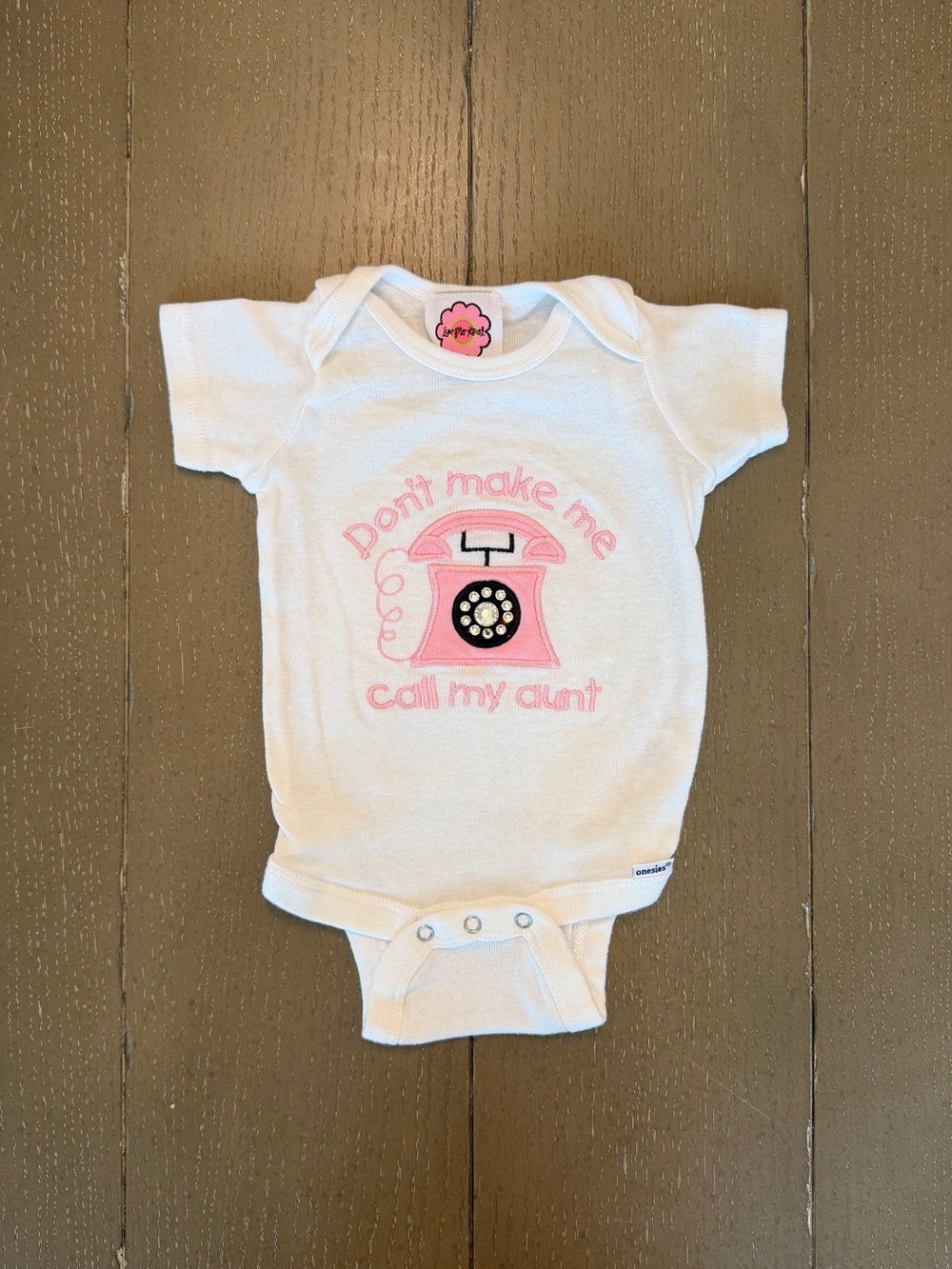 Luv-Me-Knot Newborn Girls’ Embroidered “Aunt” Funny/Novelty Onesie • Size 3-9M